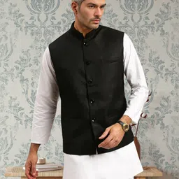 rocksy Solid Men Waistcoat image 3