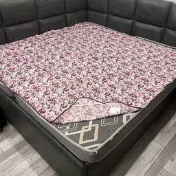 the maximus Elastic Strap King Size Waterproof, Breathable, Stretchable Mattress Cover image 3