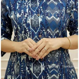 shrivani Women Viscose Rayon Kurta Palazzo Set image 4