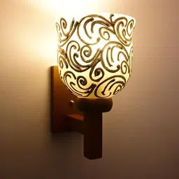 tripping Wallchiere Wall Lamp With Bulb-picture-24