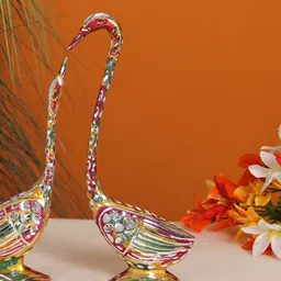 HANDICRAFTS PARADISE Green & Silver Toned 2 Pieces Animal Swan Metal Showpiece-image-88