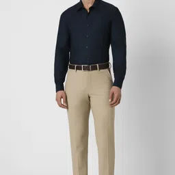 van heusen Men Slim Fit Solid Casual Shirt image 2