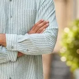 dyeking Men Regular Fit Solid Spread Collar Casual Shirt image 2