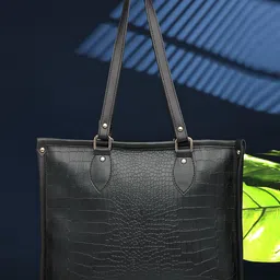 lichi Women Brown Shoulder Bag image 4