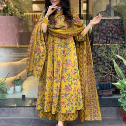 divastri Women Cotton Rayon Kurta Palazzo Dupatta Set image 5