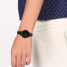 titan Neo Ladies V Analog Watch - For Men & Women NT2648NL01 image 2