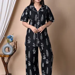 paramount nx Women Night Suit Set Black Applique image 5