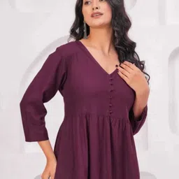 srpnch Women Viscose Rayon Kurti Pant Set image 4