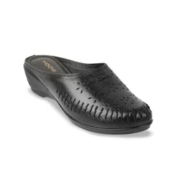 Mochi Textured Leather Wedge Pumps image 5