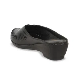 Mochi Textured Leather Wedge Pumps image 4