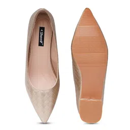 Sherrif Shoes Women Textured Party Block Pumps image 5