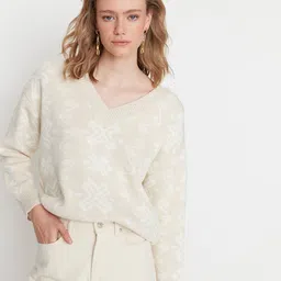 Trendyol Women Beige Floral Acrylic Pullover-image-12