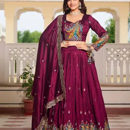 reelove factory Embroidered Semi Stitched Lehenga Choli image 4