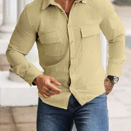 combraided Men Comfort Fit Fit Self Design Spread Collar Casual Shirt image 3