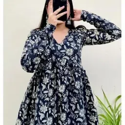 indovastra Casual Regular Sleeves Floral Print Women Black Top image 2