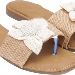 varni footprints Women Flats Sandal-picture-23