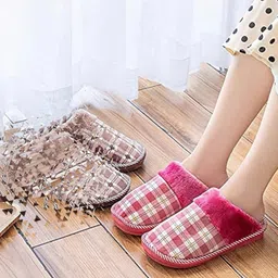 wolvesden Women Slides image 2