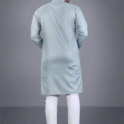 krudha Men Cotton Blend Kurta Pyjama Set image 2