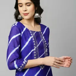 wawlooks Women Floral Print Viscose Rayon Straight Kurta image 5