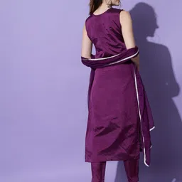 vredevogel Women Cotton Silk Kurta Pant Dupatta Set image 2