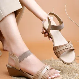 shoetopia Women Heels Sandal image 5