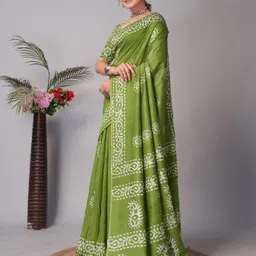 rj creation Floral Print, Blocked Printed, Printed Daily Wear Pure Cotton Saree image 3