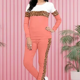 de trendz Printed Women Track Suit image 3