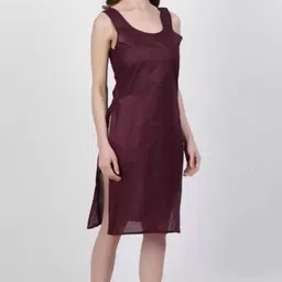 lucknowi Women Maroon Camisole image 3