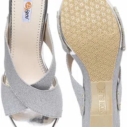 digni Women Wedges Sandal image 4