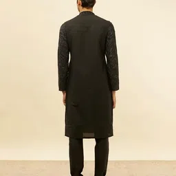 manyavar Men's Viscose Blend Embroidery Kurta Set (2pcs) image 3