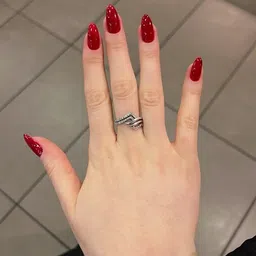 gabbu Long-Lasting Ultra-Glossy Shine Nail Paint RED RED image 4