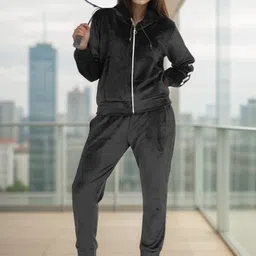 belshy Solid Women Track Suit image 4