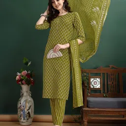 berrylicious Women Cotton Blend Kurta Pant Dupatta Set image 5