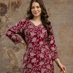 dressar Women Floral Print Viscose Rayon Straight Kurta-picture-24