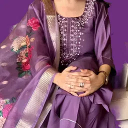 rutsh fashion Women Cotton Rayon Kurta Pant Dupatta Set image 4