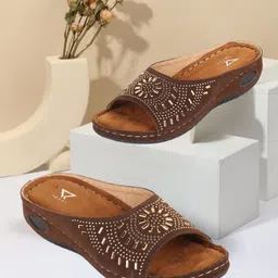 Women Soft Ortho Flats Sandal-image-48