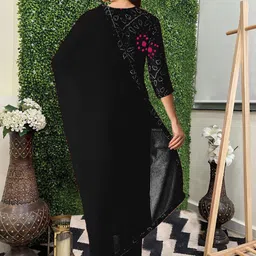 gosriki Women Cotton Rayon Kurta Pant Dupatta Set image 2