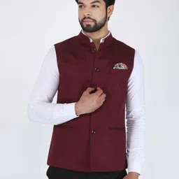 darbar in Solid Men Waistcoat-picture-38