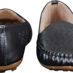 saanvishubh Bellies For Women image 4