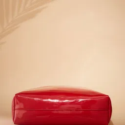 fargo Women Red Tote image 5