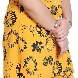 love london Women Top & Pyjama Set Yellow Printed image 3