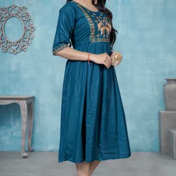 zyqo Women Fit and Flare Multicolor Midi/Calf Length Dress image 3