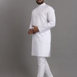sopani Men Solid Cotton Blend Straight Kurta image 3