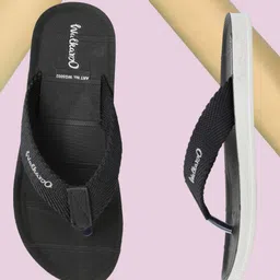 walkaroo Men Slippers image 1