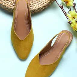 laporra Women Flats Sandal-picture-36