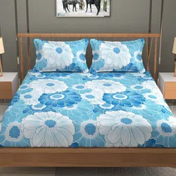 yaakholic Blue Floral 310 TC Cotton Blend King Fitted Bedsheet With 2 Pillow Covers image 2