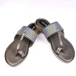 heelistic Women Flats Sandal image 4