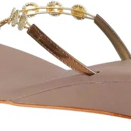 lascia Women Wedges Sandal image 5