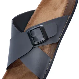 protoes footwear co. Men Sandal image 3