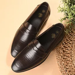house of pataudi Stylish Loafers for Men With Soft Sole Casual & Semi-Formal Wear Slip On For Men-picture-30